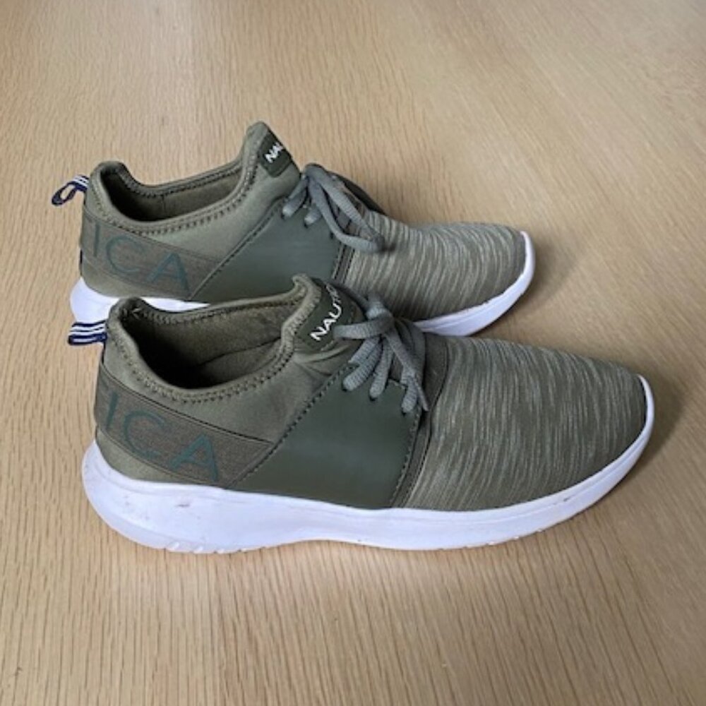 Nautica Slip-on Sneaker